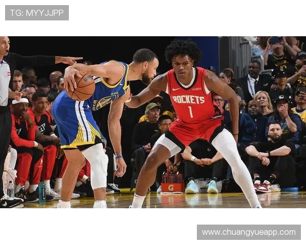 杰伦格林期待与申京搭档称马威与申京风格截然不同 杰伦格林期待与申京搭档称马威与申京风格截然不同